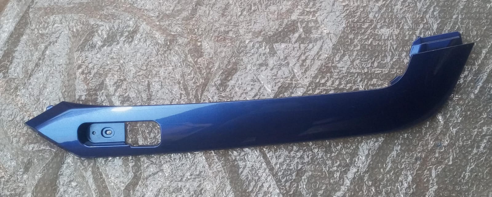 Strake right marium blue